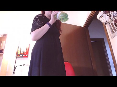 ❤️ Ein unterwürfiger Sklave, der schmutzige und üppige Höschen liebt, wird gezwungen zu masturbieren, nachdem er dieses Video gesehen hat! ☑ Beautiful porn bei uns de.pornokey.ru ️❤