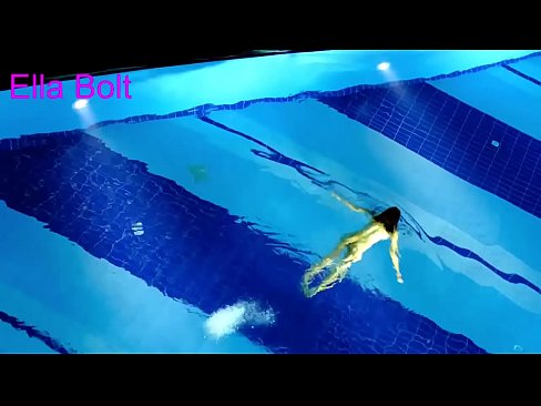 ❤️ Ich kann nicht aufhören zuzusehen, junge Blondine beim Nacktschwimmen im Pool des ELLA BOLT Resorts erwischt ☑ Beautiful porn bei uns de.pornokey.ru ️❤
